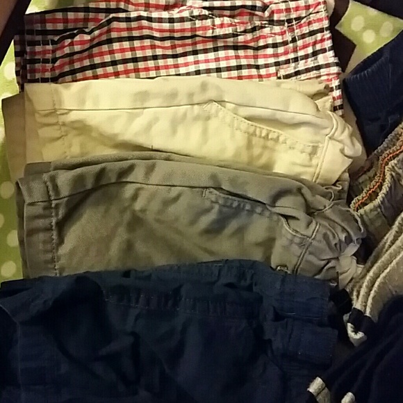 Shorts 6-9 months - Picture 3 of 4