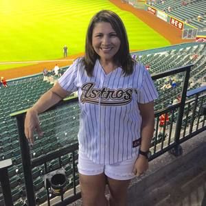 Meet your Posher, Debbie