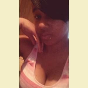 Meet your Posher, Khrista