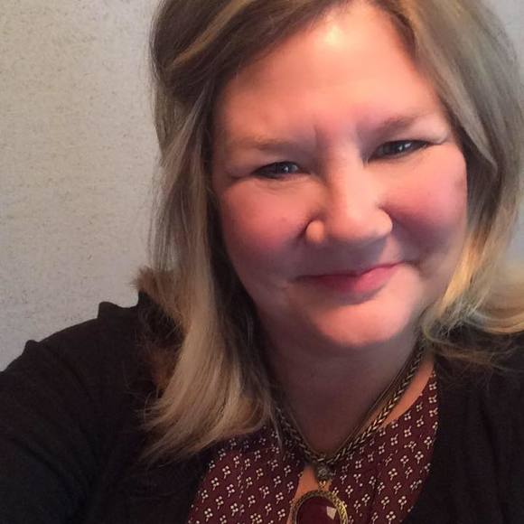 Meet your Posher, Mari - Picture 1 of 1