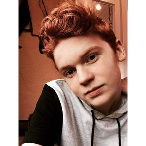 Meet your Posher, Wesley