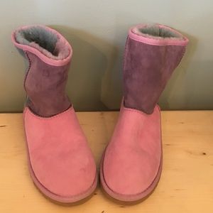 Girls Ugg patchwork boots