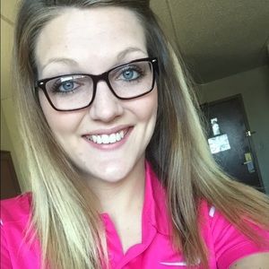 Meet your Posher, Melissa