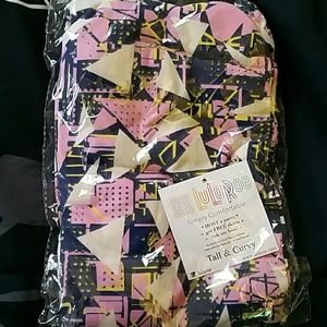 Lularoe leggings still in bag, never worn