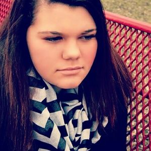 Meet your Posher, Jordyn