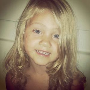 Meet your Posher, Deborah