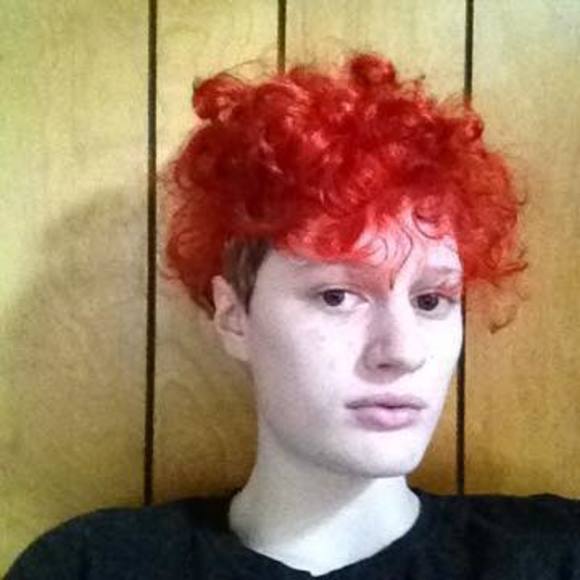 Meet your Posher, Ellie