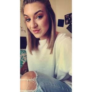 Meet your Posher, Danielle