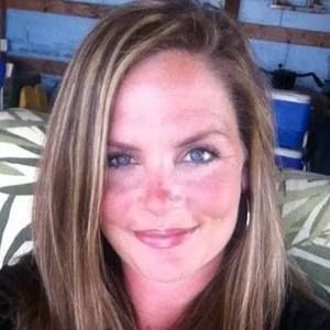 Meet your Posher, Lora