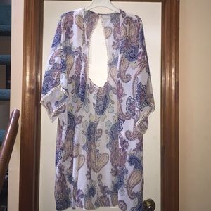 Paisley kimono with cut out back