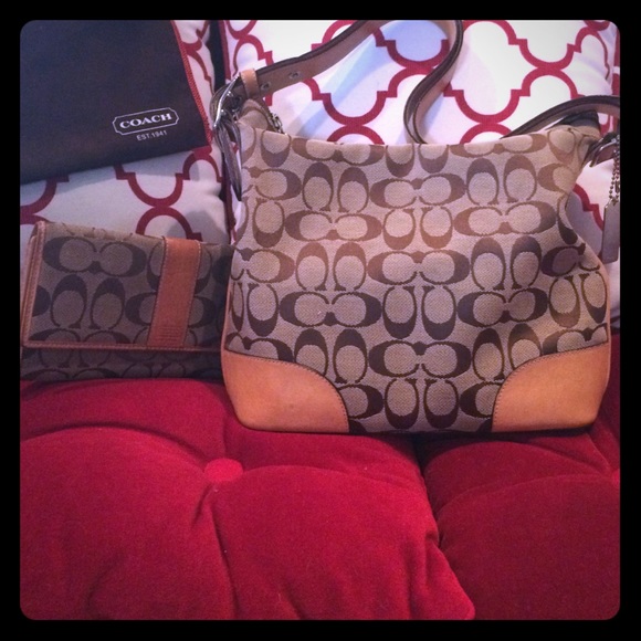 COACH SIGNATURE MONOGRAM BAG WITH MATCHING  WALLET