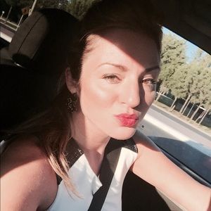 Meet your Posher, Megan