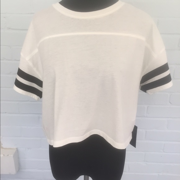 NWT crop top