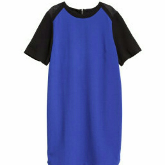 H&M Dresses & Skirts - HM Crepe Dress