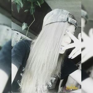 Meet your Posher, Briana