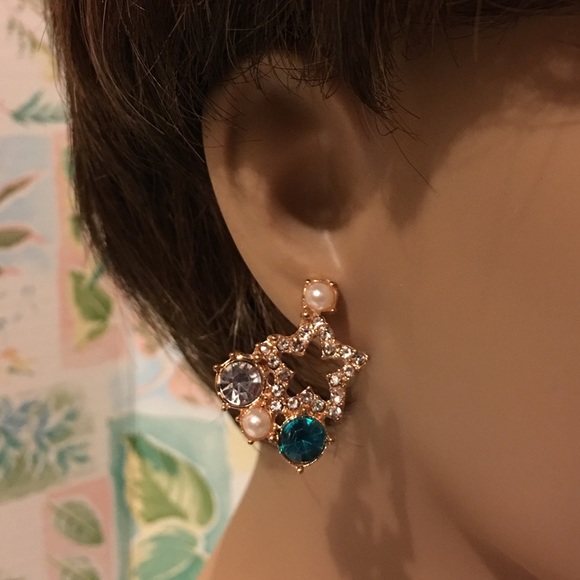 Starry Earrings - Picture 3 of 5