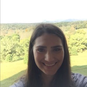 Meet your Posher, Michaela