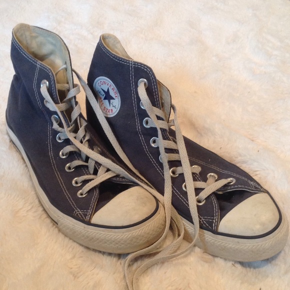 Navy blue Converse