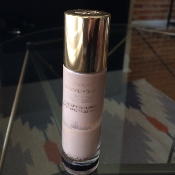 Yves Saint Laurent Other - Yves Saint Laurent Le teint touche eclat