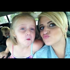 Meet your Posher, Marci