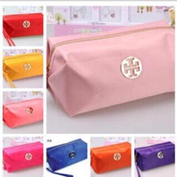 Tory Burch Cosmetic Bag / Wristlet Nylon