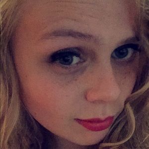 Meet your Posher, Shelby