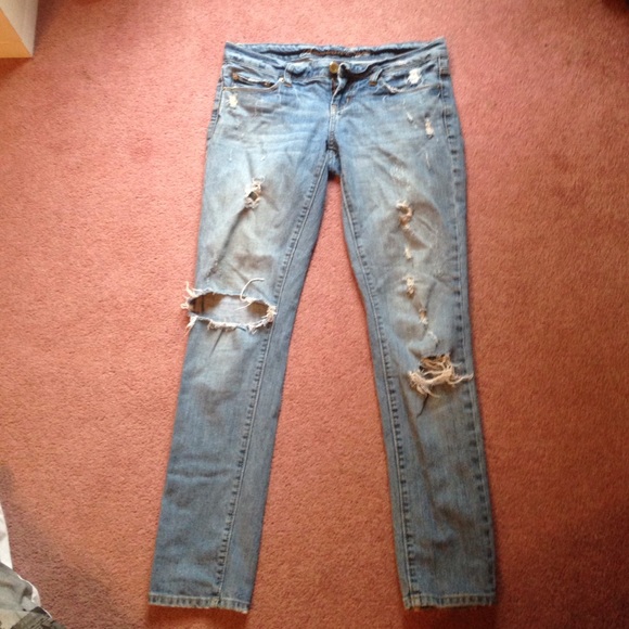 American Eagle ripped jeans
