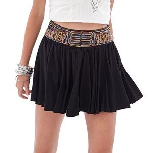 Embroided skirt with a lot of flare !