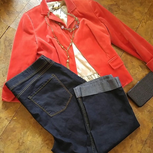ana Pants - Super cute cuffed denim capris