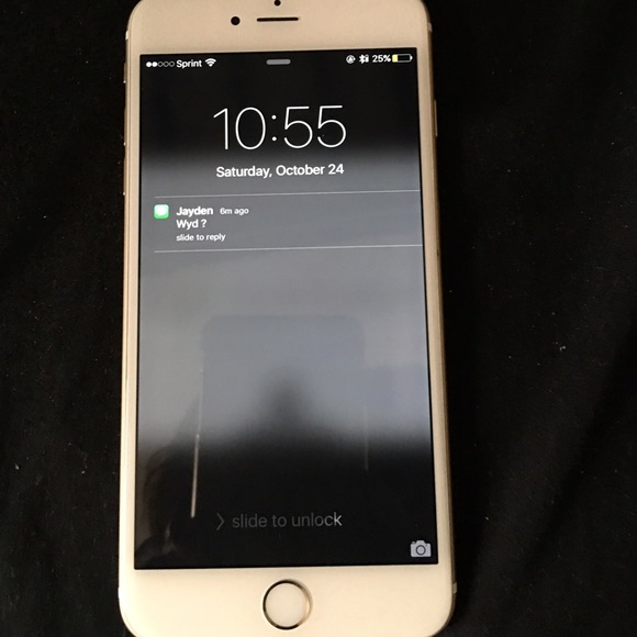 ****SOLD****Apple iphone 6plus locked. Gold
