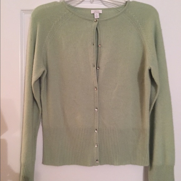 100% Cashmere celery green cardigan