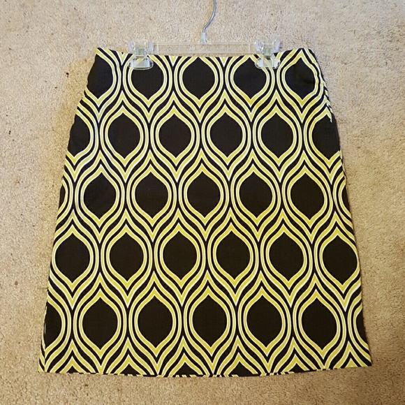 Brown and yellow geometric print skirt