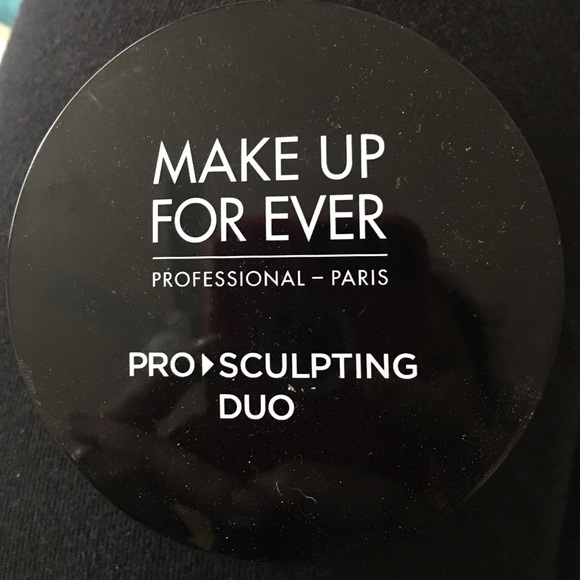 Makeup forever sculpting duo shade 01