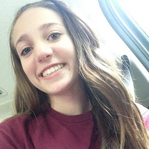 Meet your Posher, Kelli