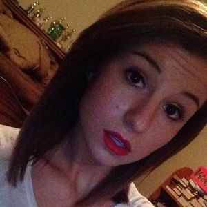 Meet your Posher, Krista