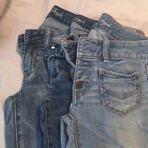 2 pair AE jeans! Great condition!