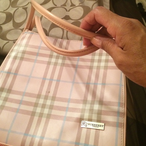 Beautiful - Picture 2 of 4