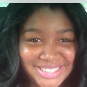 Meet your Posher, Jasmin