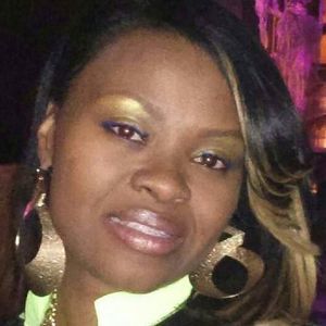 Meet your Posher, Pamela