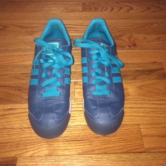 Adidas Samoas