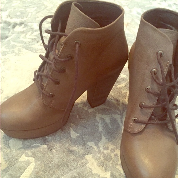Steve Madden Shoes - Steve Madden Booties