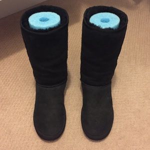 Black classic tall authentic UGG boots