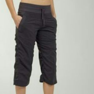 Lululemon dance studio crop pants