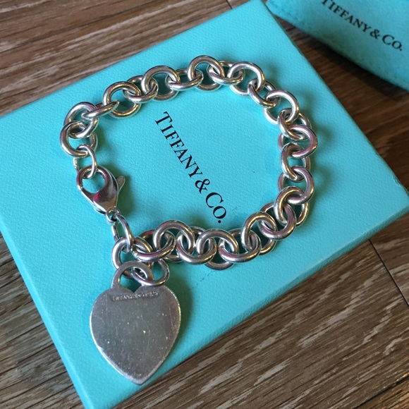 ‼️SOLD‼️ Tiffany & Co. Charm bracelet - Picture 3 of 4