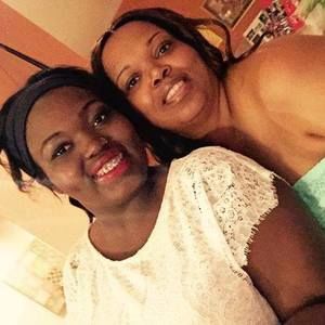 Meet your Posher, Yolanda