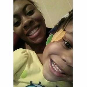 Meet your Posher, Hy'deia