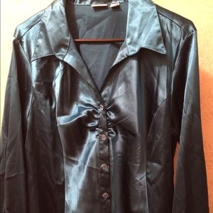 Turquoise blouse. Cato. Satin look.