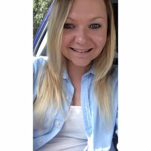 Meet your Posher, Courtney