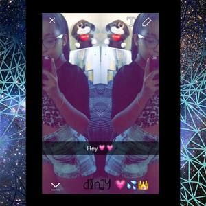 Meet your Posher, Dinay