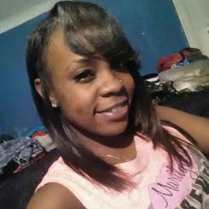 Meet your Posher, Daisha